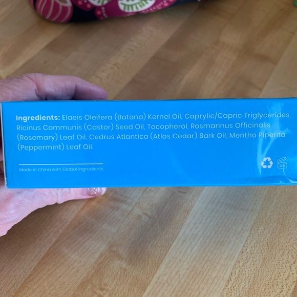 Hair Growth Oil - Black Packaging - Picture 11 of 16